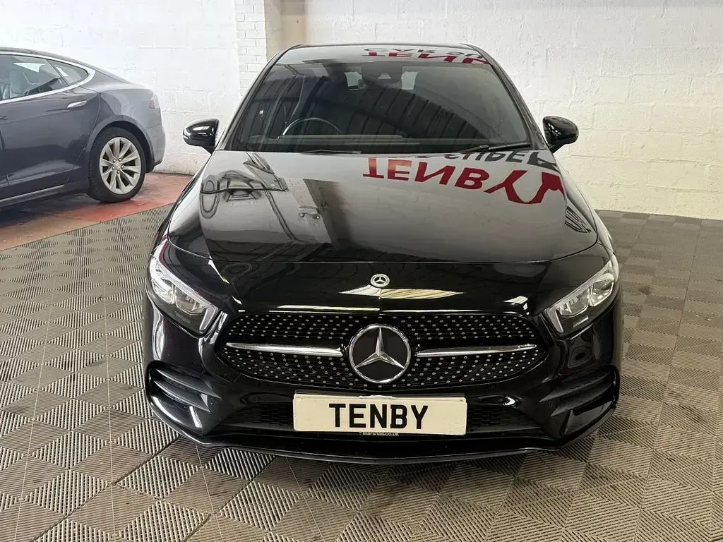 Used Mercedes A200 Executive 163 HP (119 kW) 2023 Black Hatchback