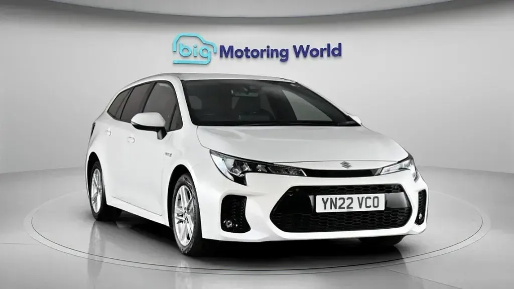 Used Suzuki Swace SZ-T 122 HP (89 kW) 2022 White Estate