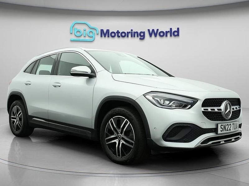 Silver Used 2022 Mercedes GLA180 Executive SUV | £24,900 (Good price) - Image 1/4