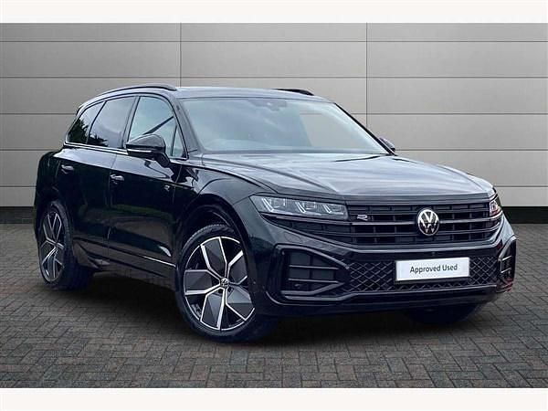 Black Used 2025 VW Touareg Black Edition SUV | £51,995 (Fair price) - Image 1/4