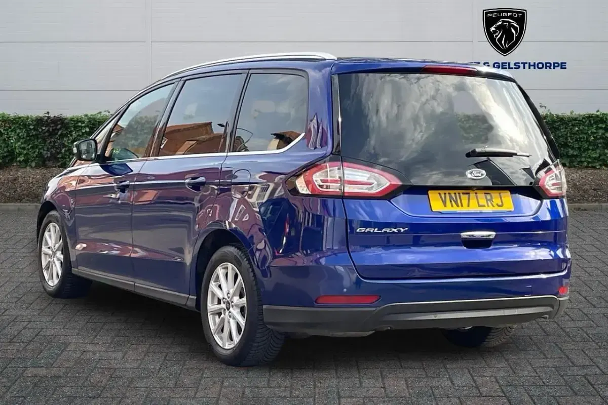 Begagnad Ford Galaxy Titanium X 148 HK (108 kW) 2017 Blå Minibuss