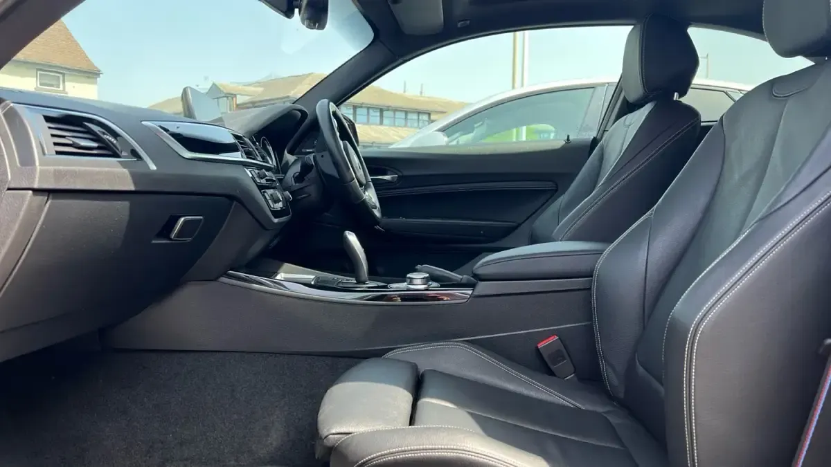 Begagnad BMW 218 M Sport 134 HK (98 kW) 2019 Orange Sportkupé