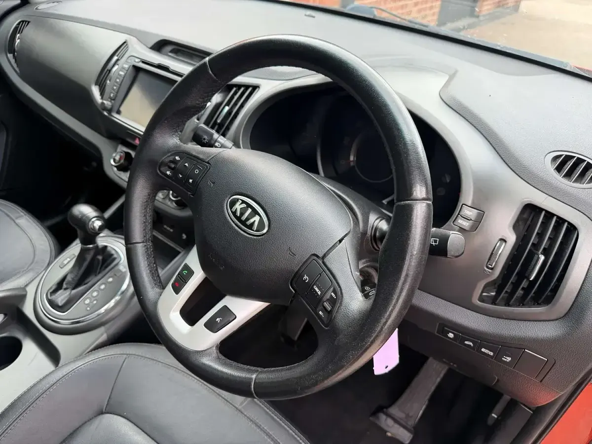 Used Kia Sportage 134 HP (98 kW) 2012 Orange SUV