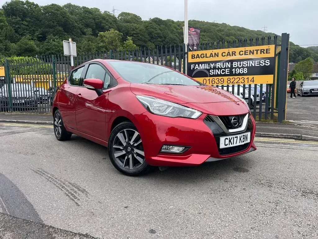 Used Nissan Micra Acenta 90 HP (66 kW) 2017 Red Hatchback