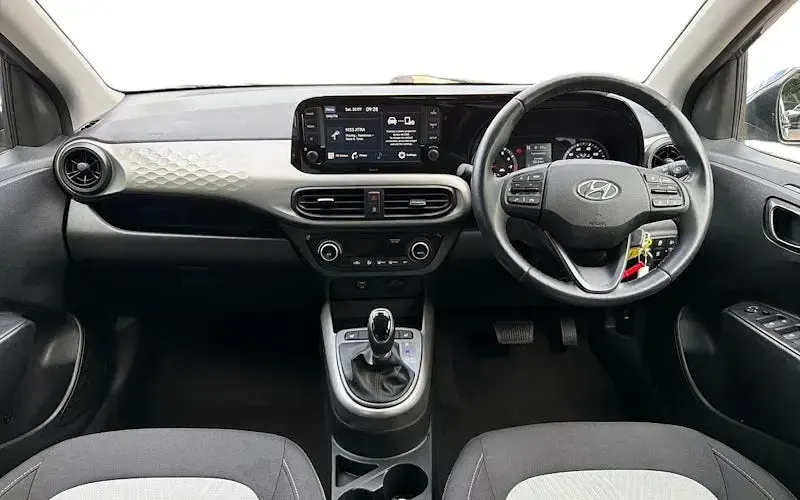 Used Hyundai i10 Premium 84 HP (61 kW) 2021 Grey Hatchback