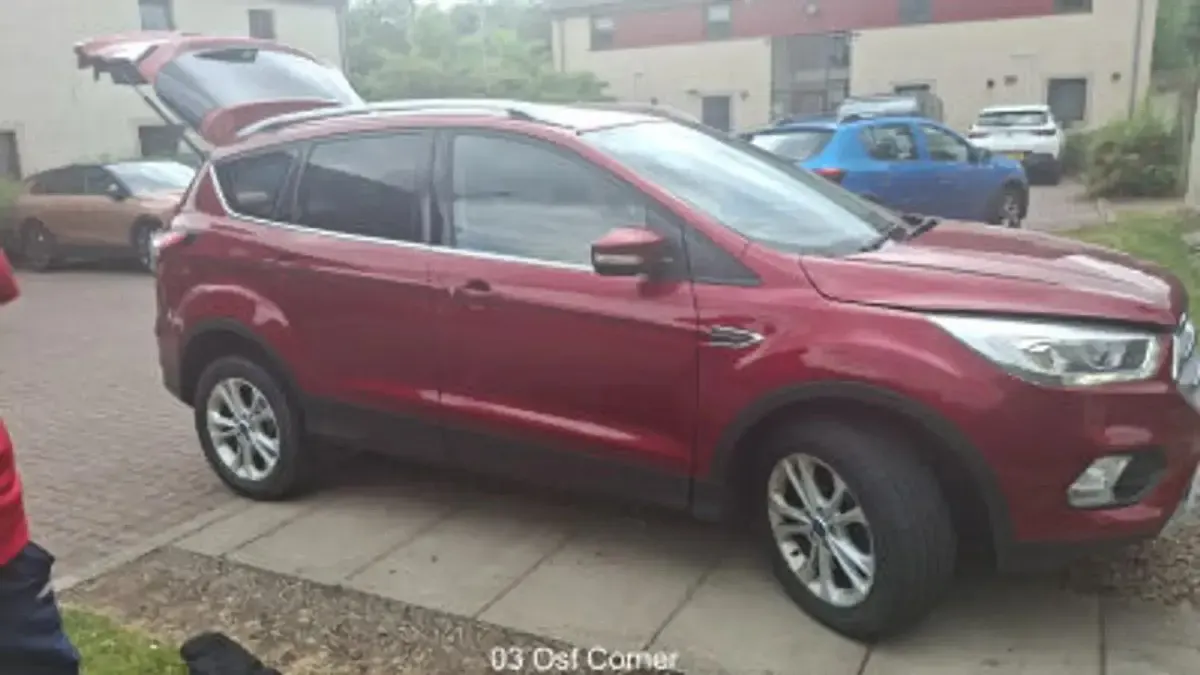Used Ford Kuga Titanium 120 HP (88 kW) 2018 Red SUV