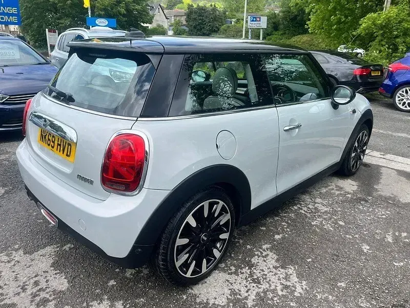 Used Mini Cooper Exclusive 2019 Silver Hatchback