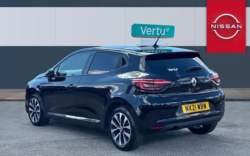 Used Renault Clio Iconic 101 HP (74 kW) 2020 Black Hatchback