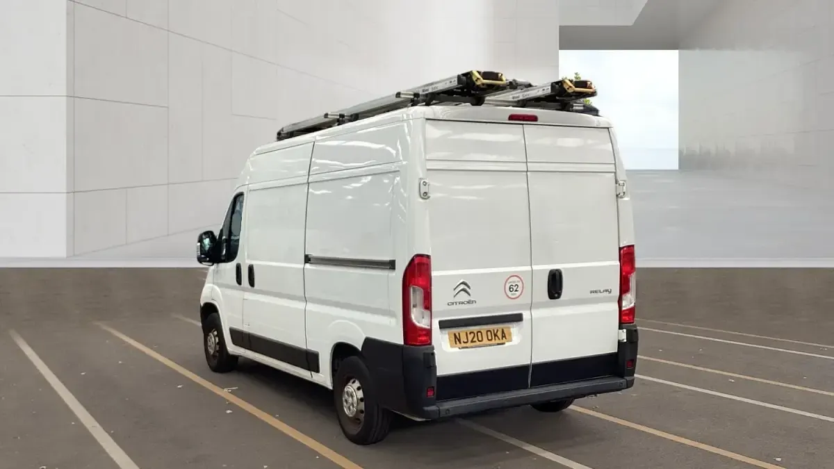 Used Citroën Relay 140 HP (102 kW) 2020 White Van