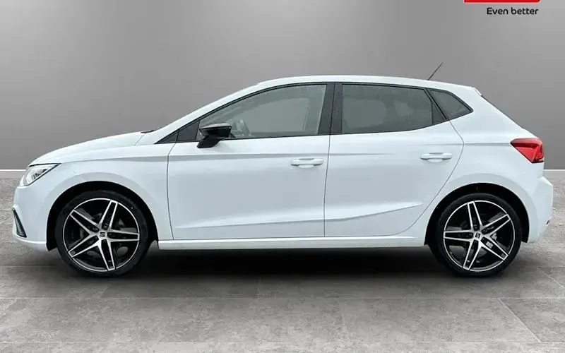 Used Seat Ibiza FR 110 HP (80 kW) 2022 White Hatchback