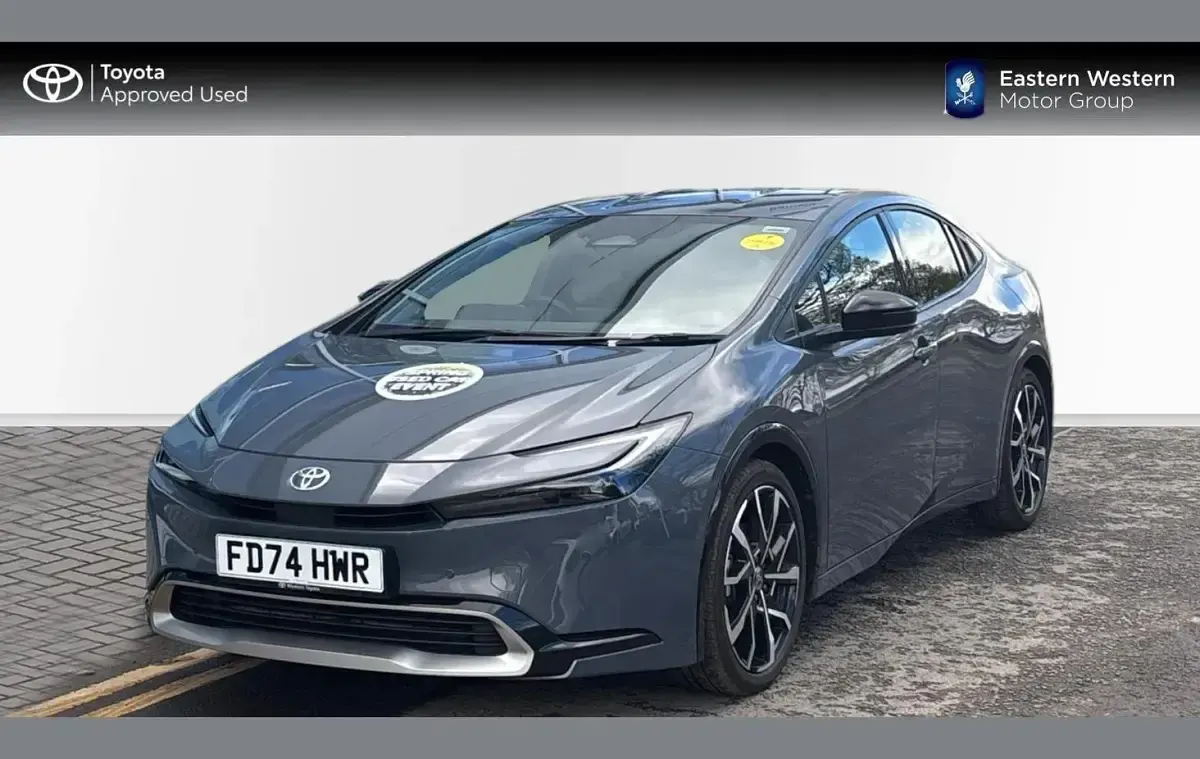 Usado Toyota Prius 220 HP (161 kW) 2024 Cinzento Citadino
