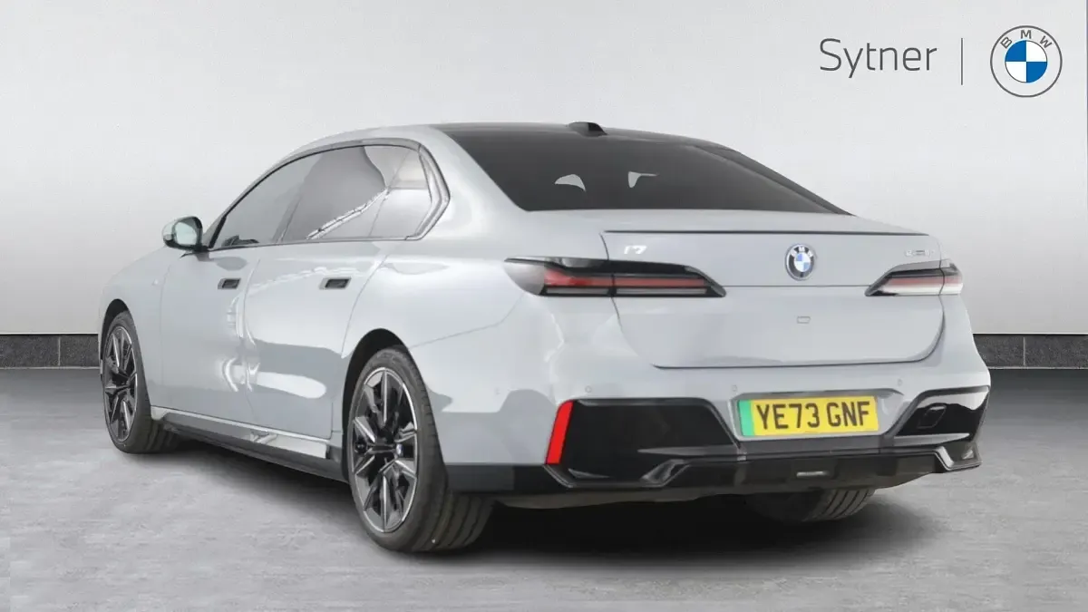 Used BMW i7 M Sport 330 kW (449 HP) 2023 Grey Sedan