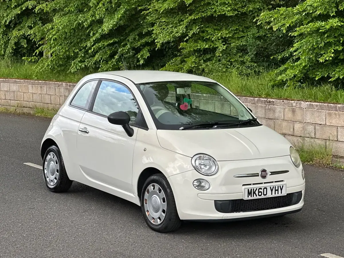 Used Fiat 500 Pop 69 HP (50 kW) 2010 White Hatchback