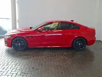 Used Jaguar XE R-Dynamic 180 HP (132 kW) 2019 Red Sedan