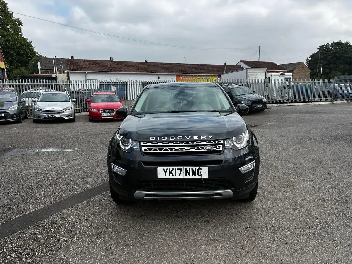 Used Land Rover Discovery 5 HSE Luxury 2017 Grey SUV