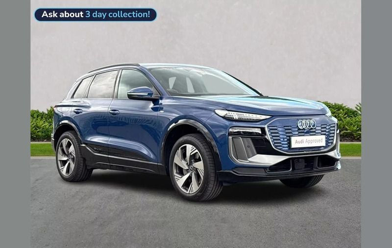 Blue Used 2025 Audi Q6 e-tron S-Line SUV | £61,604 (Good price) - Image 1/4
