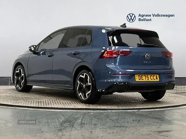 Used VW Golf VIII R-line 150 HP (110 kW) 2025 Blue Hatchback