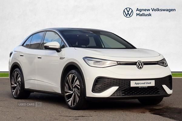 White Used 2022 VW ID.5 Pro Performance SUV | £21,990 (Fair price) - Image 1/4