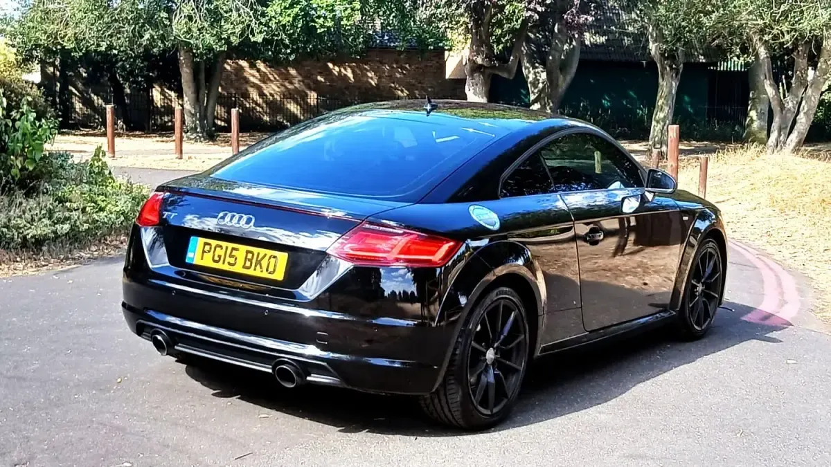 Used Audi TT Sport 230 HP (169 kW) 2015 Black Coupe