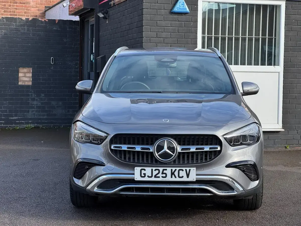 Used Mercedes GLA180 Sport Edition 136 HP (100 kW) 2025 Grey SUV