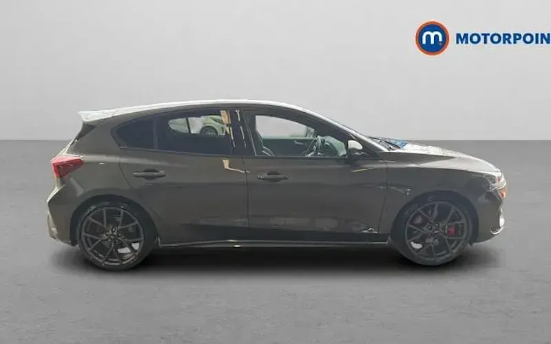 Used Ford Focus ST 280 HP (205 kW) 2023 Grey Hatchback