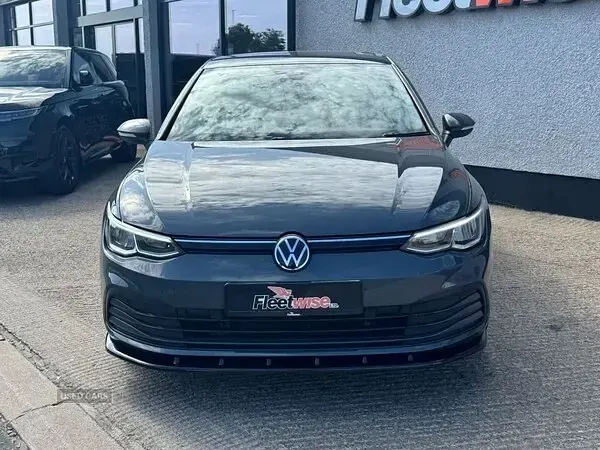Used VW Golf VIII Life 150 HP (110 kW) 2024 Grey Hatchback