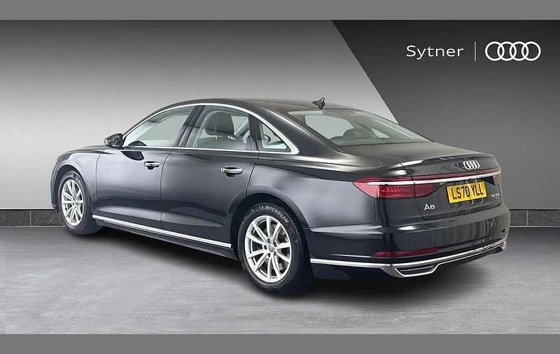 Used Audi A8 Advanced 334 HP (245 kW) 2020 Black Sedan