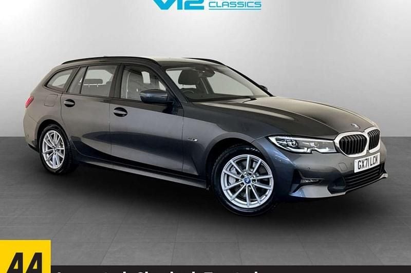 Used BMW 330e Comfort Edition 2021