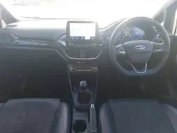 Usado Ford Fiesta ST-Line X 100 HP (73 kW) 2023 Prateado Citadino