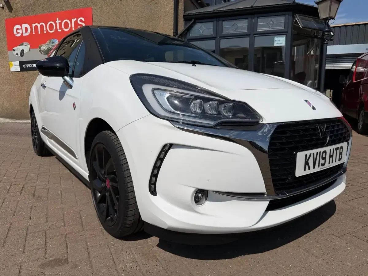 Used DS Automobiles DS3 Performance 2019 White Hatchback