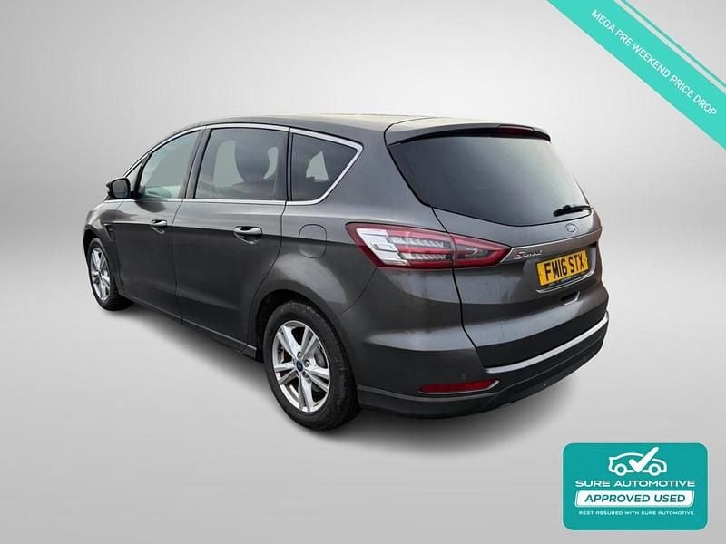 Used Ford S-MAX Titanium 150 HP (110 kW) 2016 Grey MPV