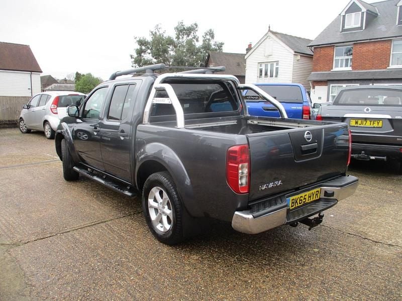 Used Nissan Navara Tekna 2015 Grey Pickup