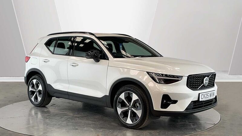New 2025 Volvo XC40 Plus SUV | £34,999 (Super price) - Image 1/3