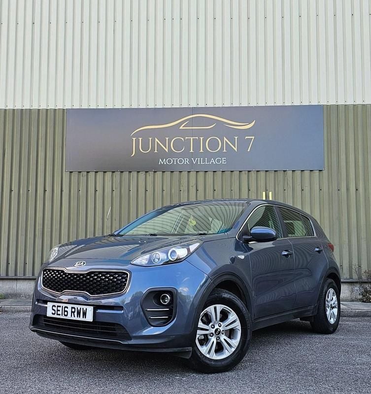 Blue Used 2016 Kia Sportage 2 SUV | £5,295 (Good price) - Image 1/4