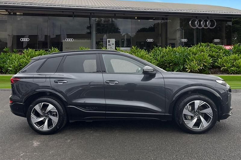 Used Audi e-tron S-Line 225 kW (306 HP) 2024 Grey SUV