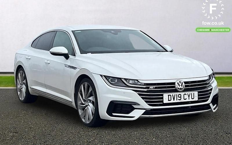 Begagnad VW Arteon R-line 190 HK (139 kW) 2019 Halvkombi