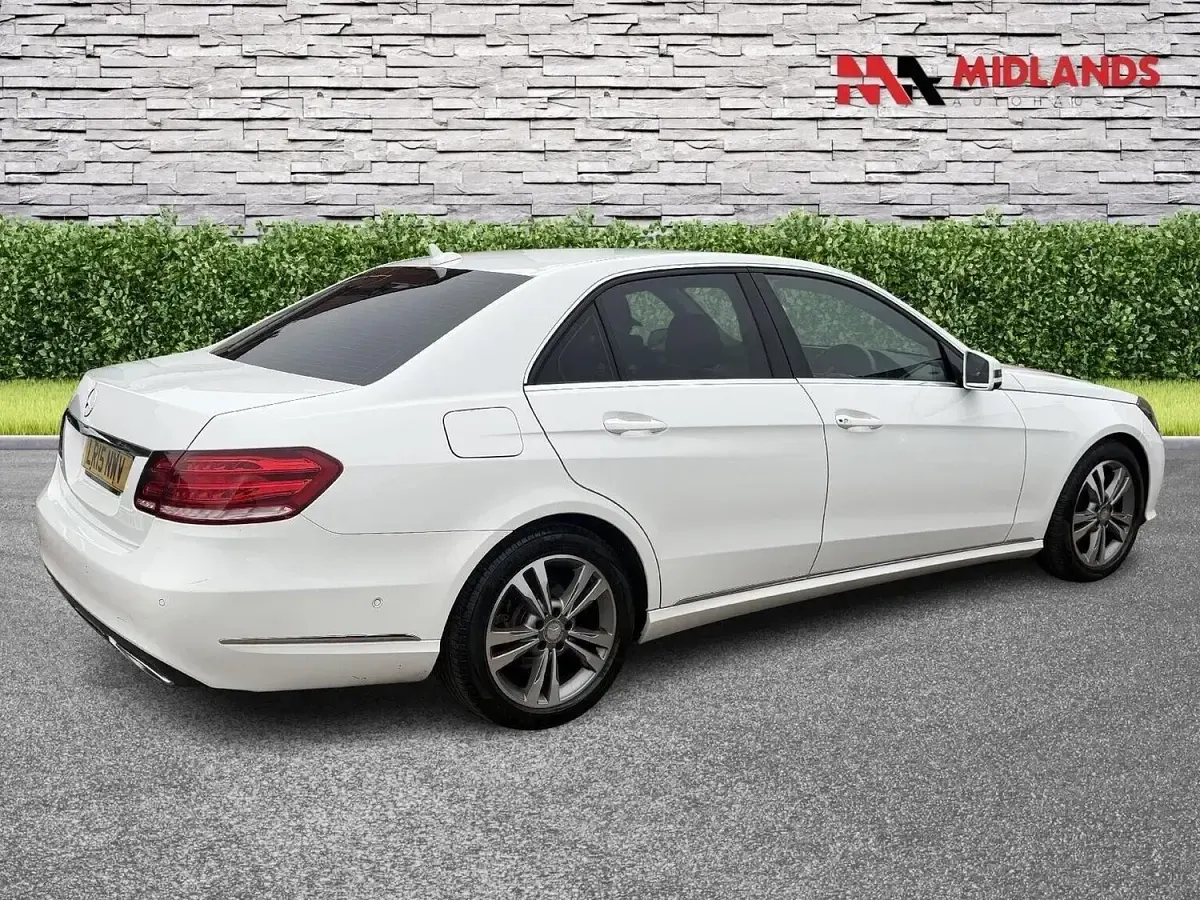 Used Mercedes E220 SE 2015 White Sedan