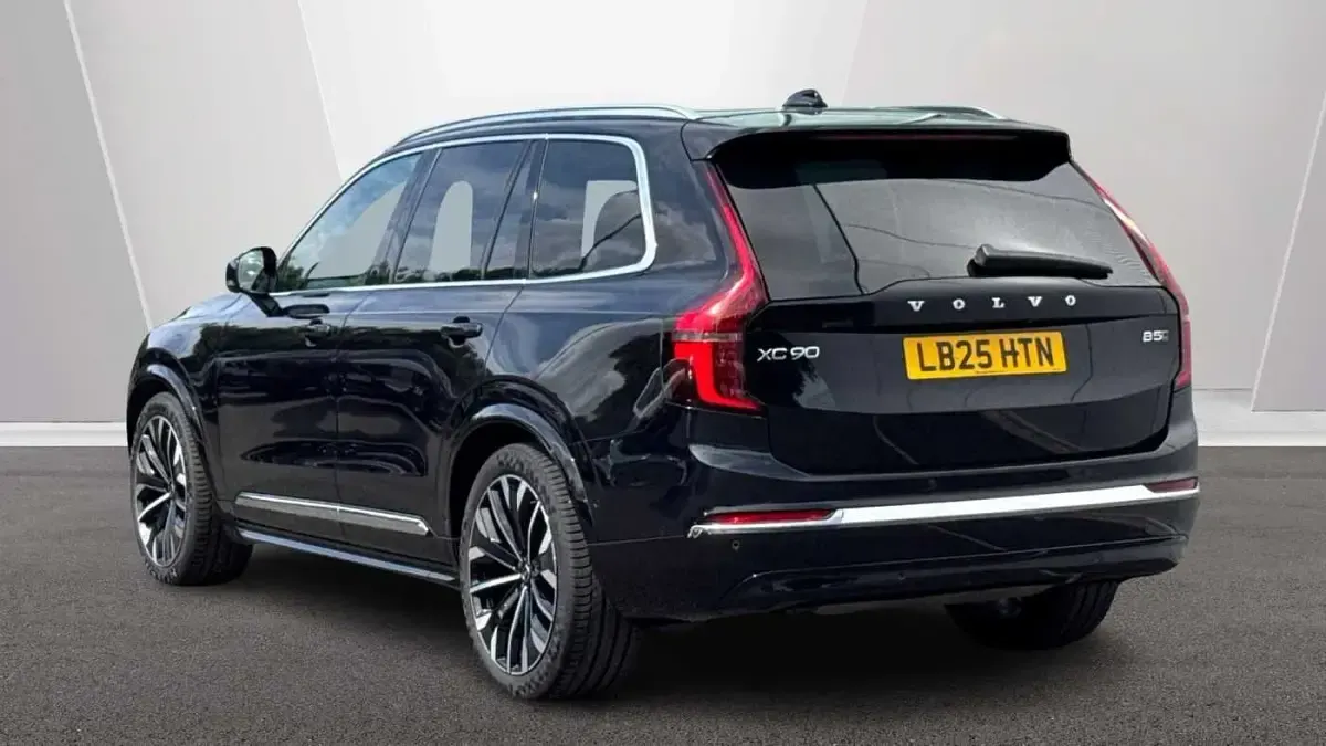Used Volvo XC90 Ultra 455 HP (334 kW) 2025 Black SUV
