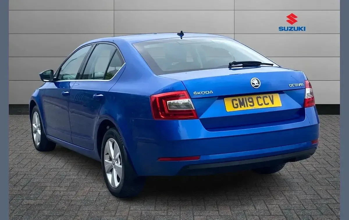 Używany Skoda Octavia SE Technology 113 KM (83 kW) 2019 Niebieski Hatchback