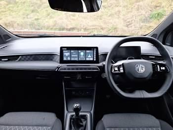 New MG MG3 SE 115 HP (84 kW) 2025 Metallic  black pearl Hatchback