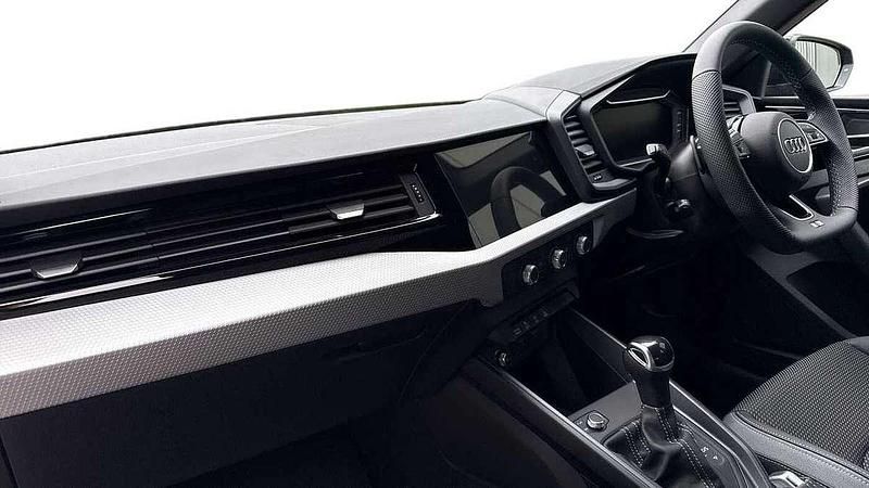 Used Audi A1 Black Edition 114 HP (83 kW) 2025 Blue SUV