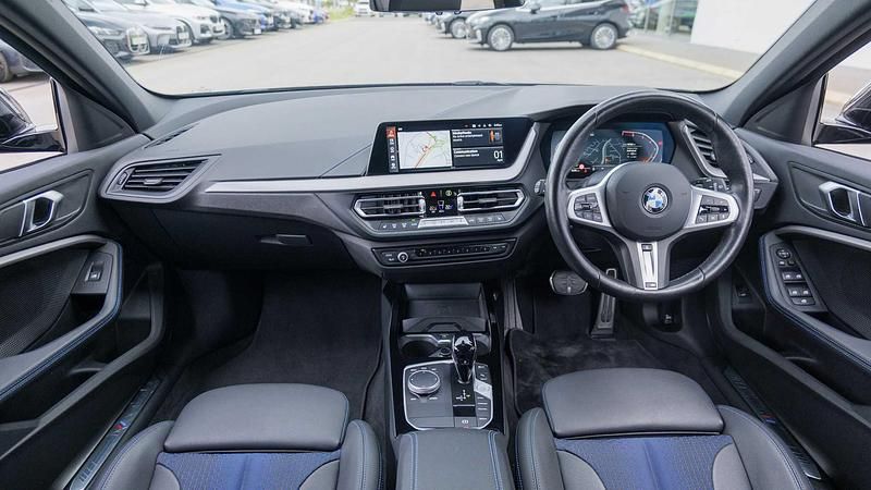 Used BMW 118 M Sport 134 HP (98 kW) 2023 Black Hatchback