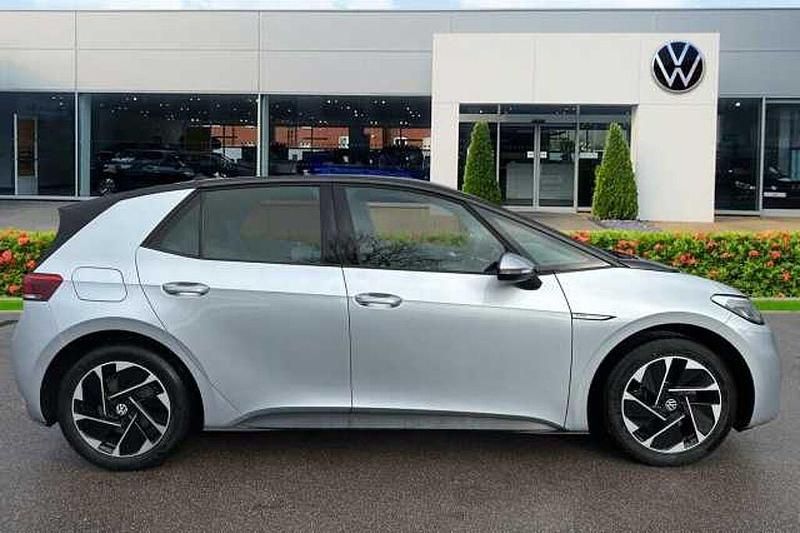 Used VW ID.3 Pro Performance 150 kW (204 HP) 2022 Silver Hatchback