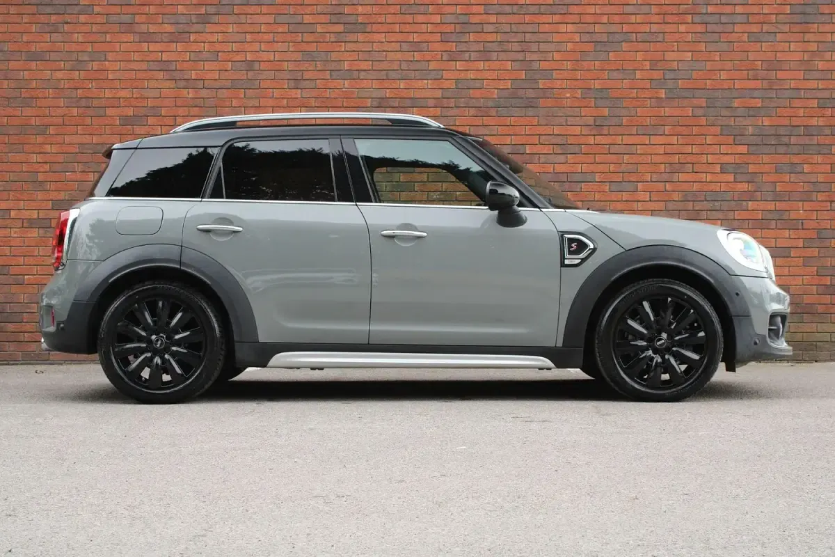 Used Mini Cooper SD 2017 Grey Hatchback