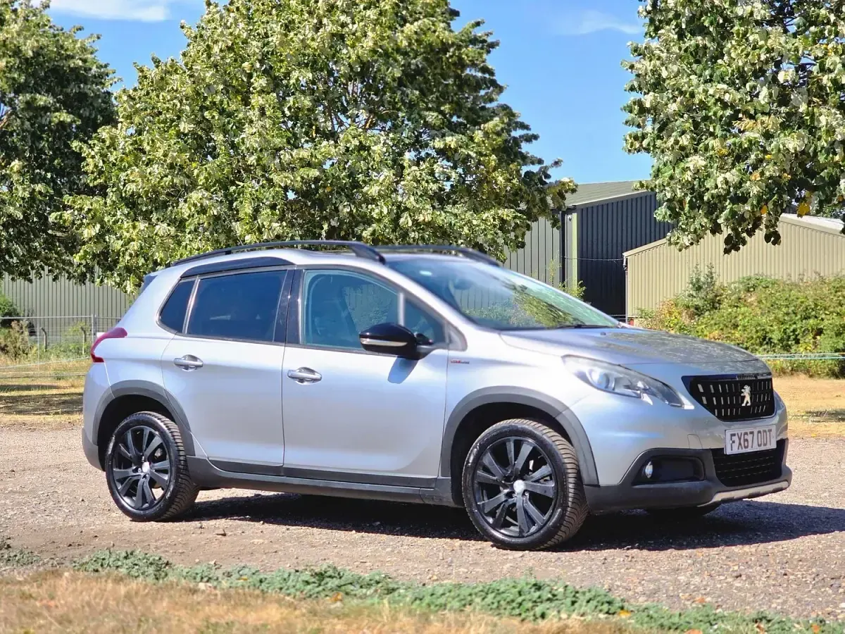 Used Peugeot 2008 GT-line 82 HP (60 kW) 2017 Grey SUV
