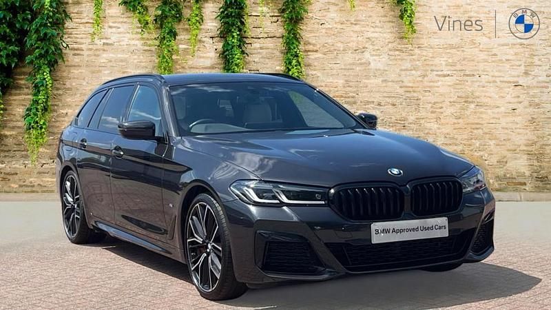 Grey Used 2023 BMW 520 M Sport Estate | £34,993 (Expensive) - Image 1/4