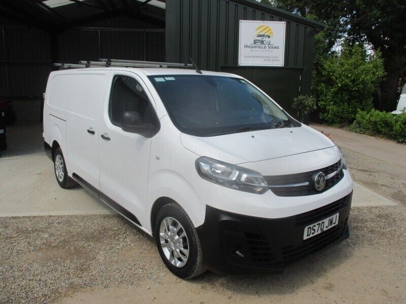 White Used 2020 Vauxhall Vivaro Van | £9,495 (Fair price) - Image 1/4