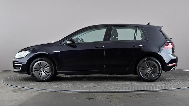 Used VW e-Golf 99 kW (135 HP) 2018 Black Hatchback
