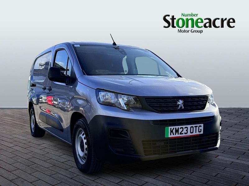 Used Peugeot E-Partner Premium 100 kW (136 HP) 2023 Grey MPV