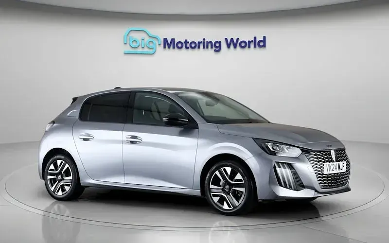 Used Peugeot 208 Allure 101 HP (74 kW) 2025 Hatchback